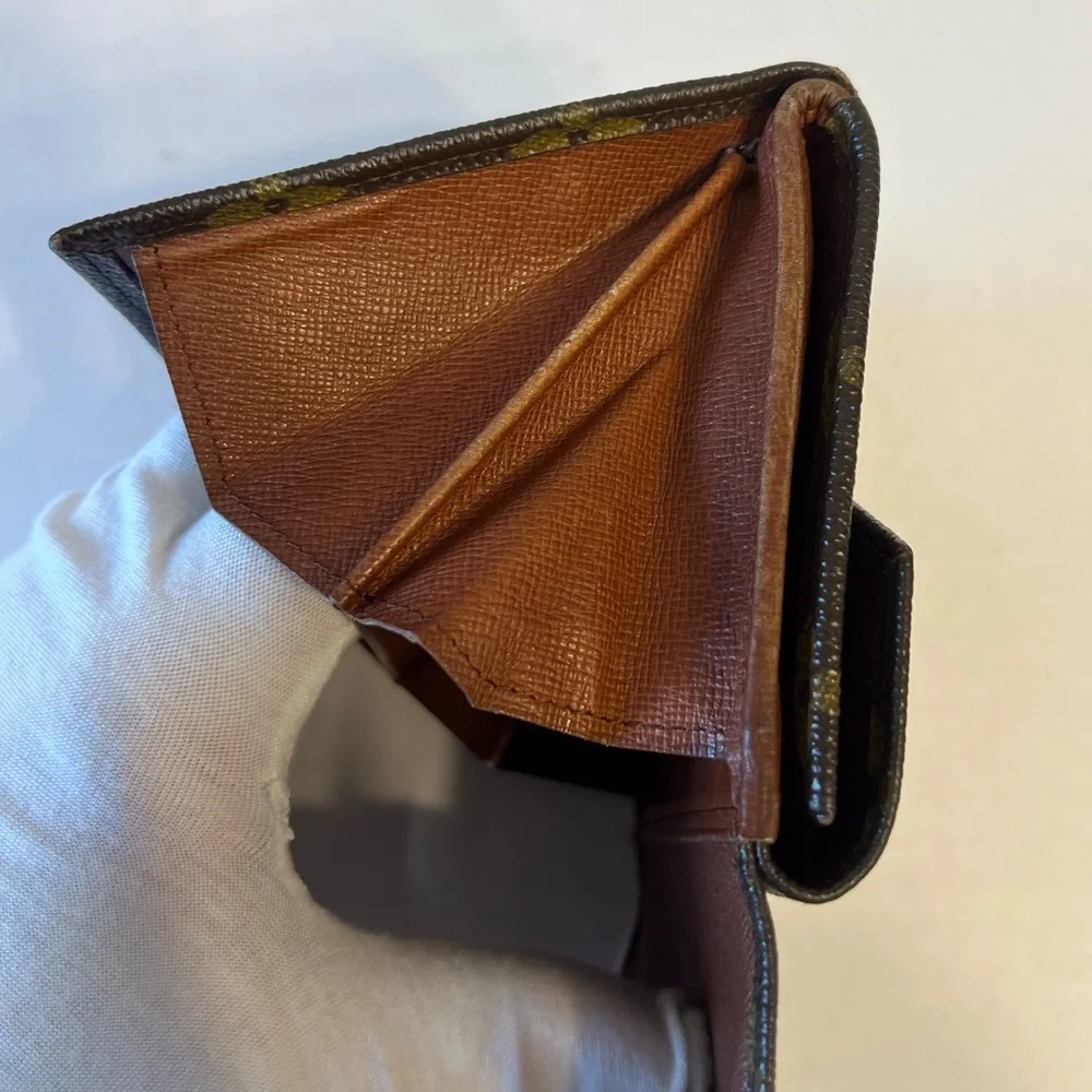 Louis Vuitton Elise Monogram Trifold‎ Wallet - Picture 7 of 14